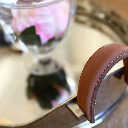 41 Maufoux By Bruno Colin Апартаменты *