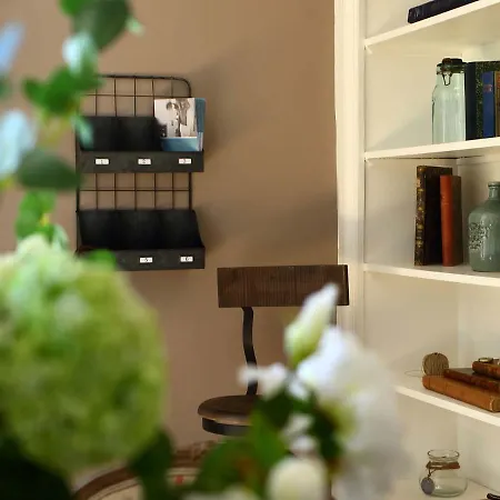 41 Maufoux By Bruno Colin *