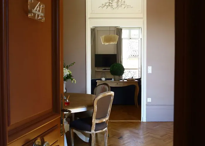 41 Maufoux By Bruno Colin Beaune