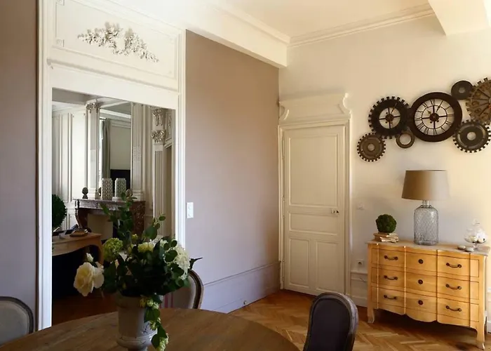 41 Maufoux By Bruno Colin Apartment *