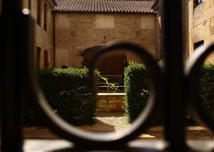 41 Maufoux By Bruno Colin Beaune